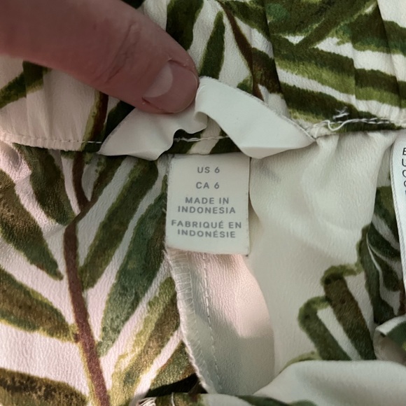 H&M pants, size 6, silk - Picture 5 of 8